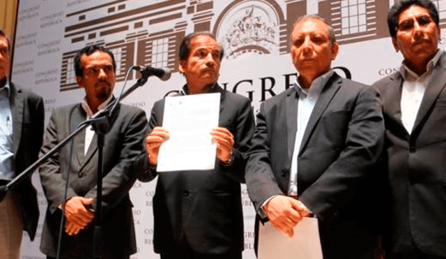 Frente Amplio presenta denuncia constitucional contra Héctor Becerril 