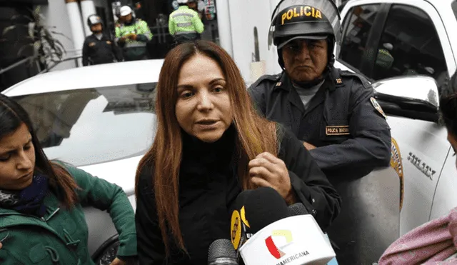Ordenan prisión preventiva para esposa de ex pastor Vicente Díaz Arce