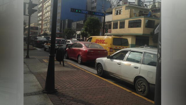 Quejas por congestión vehicular en el Cercado de Lima 