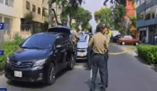 Lince: delincuentes interceptan auto y roban S/ 60 000 a chofer [VIDEO]