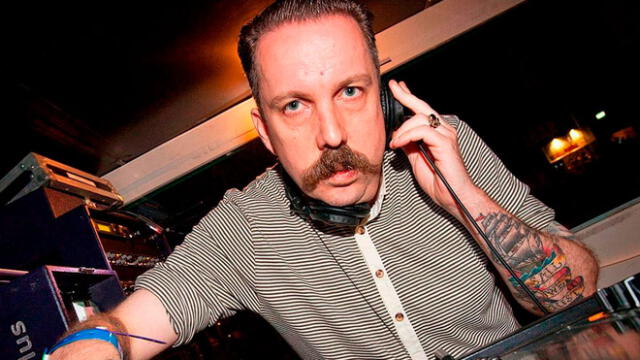 Andrew Weatherall muere, DJ británico