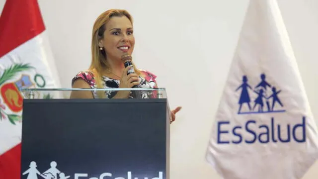 EsSalud: Fiorella Molinelli asumió presidencia ejecutiva en ceremonia oficial [VIDEO] 
