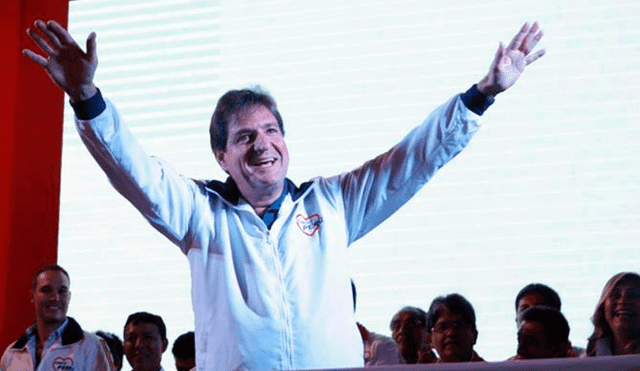 Elecciones 2018: Juan Carlos Zurek inscribió su candidatura a la alcaldía de Lima