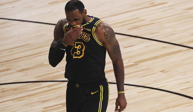 LeBron James hizo 40 puntos, pero Los Angeles Lakers igual perdieron con Miami Heat en el juego 5 de las Finales de NBA. Foto: AFP