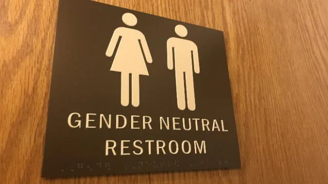 Escuelas públicas de Denver tendrán baños con género neutro