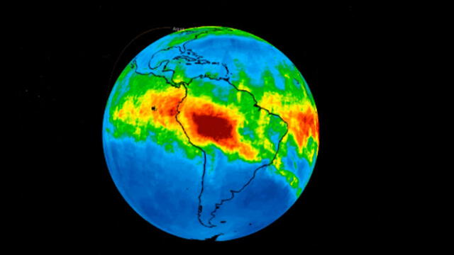 Las imágenes muestran como el monóxido de carbono se desplaza hacia el territorio y el este de Brasil. NASA.
