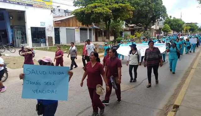 Trabajadores de la Dirección Regional de Salud en Ucayali suspenden huelga ante promesa de pago de sueldos
