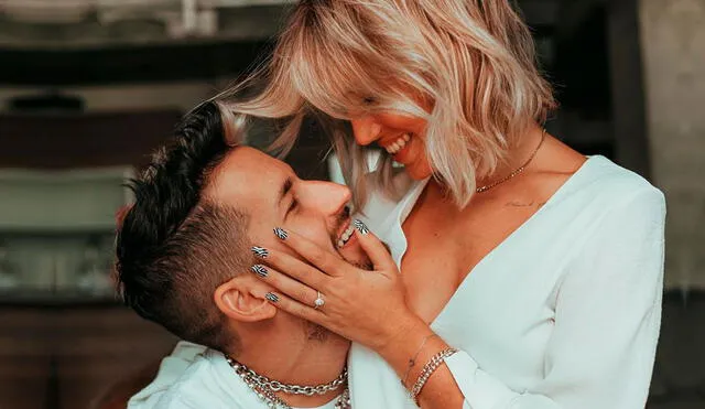 Stefi Roitman y Ricky Montaner confirmaron su compromiso de matrimonio. Crédito: Instagram