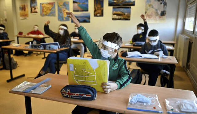 En Francia, este martes, 1 de septiembre, 12,4 millones de alumnos de todos los niveles volvían. Foto: AFP