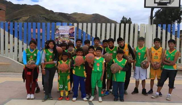 Crean mesa de concertación para favorer el deporte en Huancavelica