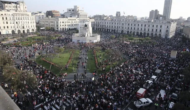 Miles de ciudadanos participan en masiva manifestación contra Manuel Merino. Foto: John Reyes / La República