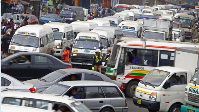 El 72% de limeños se estresa a causa de tráfico en ciudad, según estudio