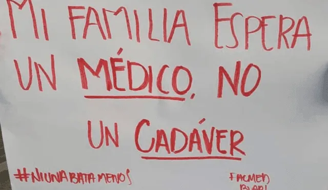 Estudiantes se manifiestan por asesinatos de compañeros en Puebla