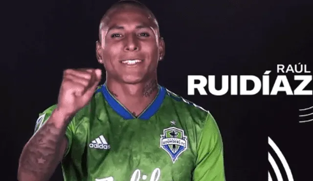 Raúl Ruidíaz tuvo admirable gesto con hincha del Seattle Sounders [VIDEO]