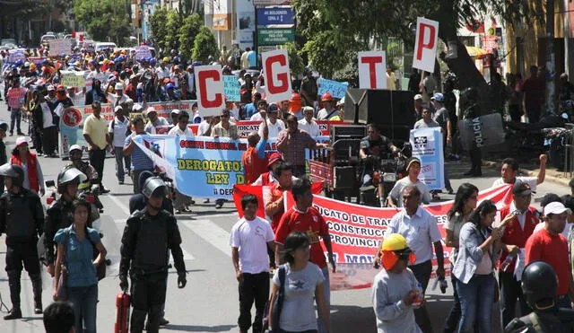 Sociedad civil hará sentir su reclamo por desatención a la región Lambayeque. Foto: Clinton Medina.