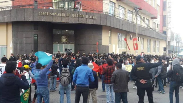 Así se desarrolla marcha masiva en Huancayo contra la corrupción