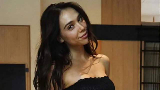 La modelo Alexis Ren se deja  tocar parte íntima en Instagram [FOTO]