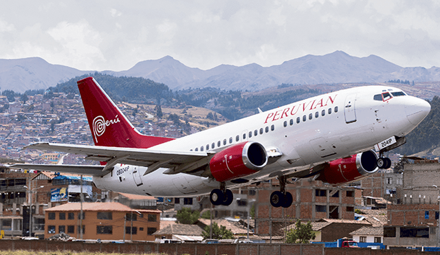 Suspendidos. Peruvian Airlines suspendió vuelos programados ante problemas de liquidez.