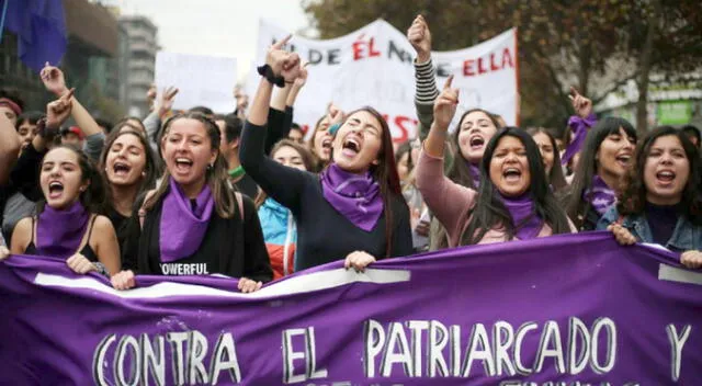 El morado en las marchas feministas. (Foto: Twitter)