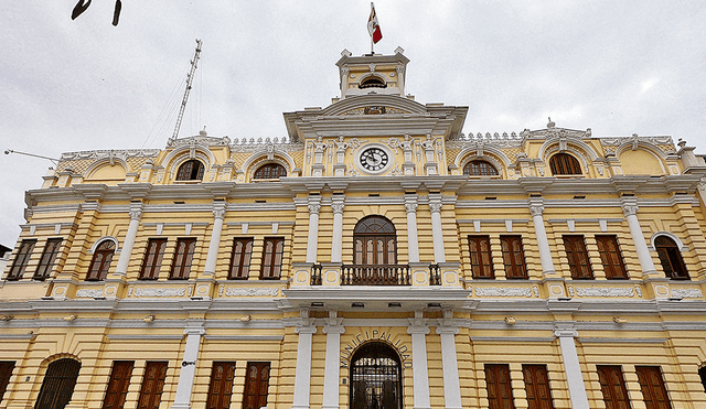 Chiclayo: 17 funcionarios de municipio incumplen con perfil profesional