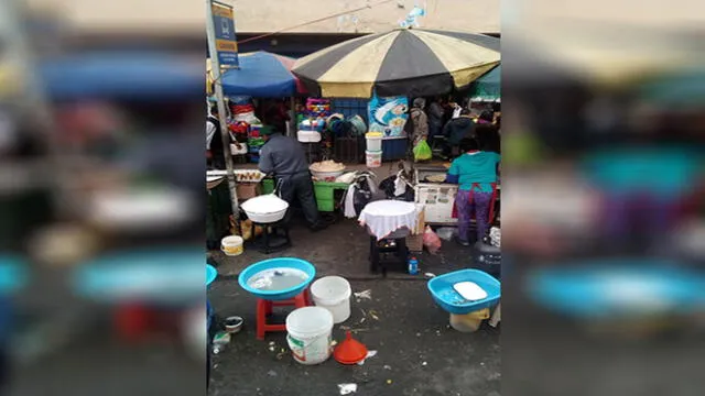 Puestos de comida generan desorden y suciedad en las calles de Gamarra