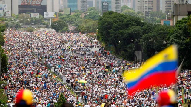 Convocan a multitudinaria marcha en Venezuela para exigir salida de Maduro