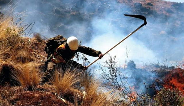 Cusco: impresionantes imágenes del incendio forestal cerca a Sacsayhuaman