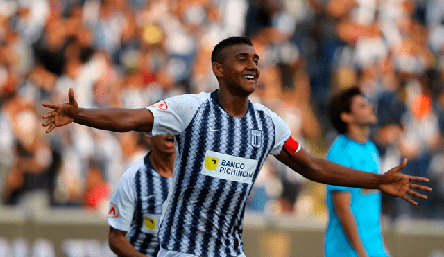 Alianza Lima, en los minutos finales, venció a Sporting Cristal con gol de Aldair Fuentes. | Foto: GLR