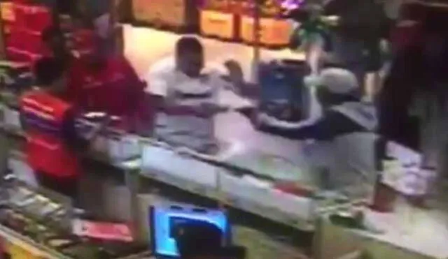 Facebook: dos delincuentes intentan robar supermercado pero se llevan gran sorpresa 