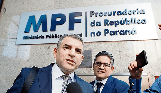 Preocupación. Rafael Vela y José Domingo Pérez están preocupados por la situación.