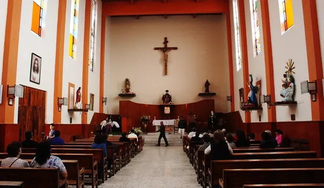 Carlos Alberto Vergara señaló que fue víctima de violación, y acusa a la iglesia en Coyoacán de persecución. Foto: Difusión.