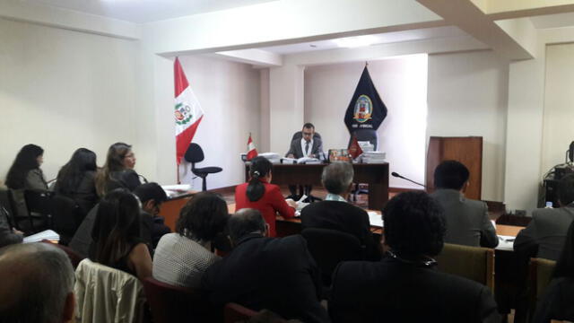 Hoy reinició audiencia por presuntos actos de corrupción en vía Arequipa - La Joya