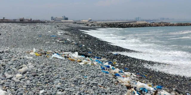 Industrias del plástico se oponen a nueva ley que regulará el indiscriminado uso en el país
