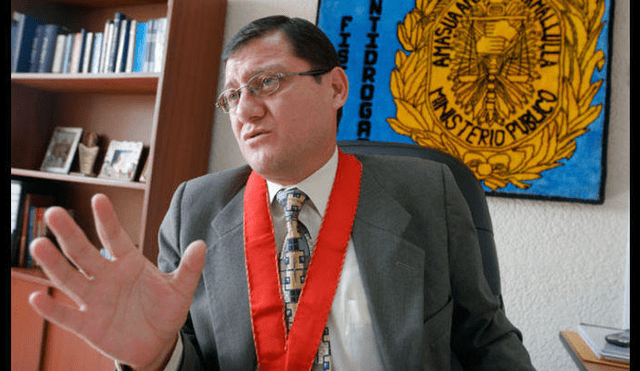 Chávez Cotrina respalda a coronel de la PNP que se enfrentó a Chávarry