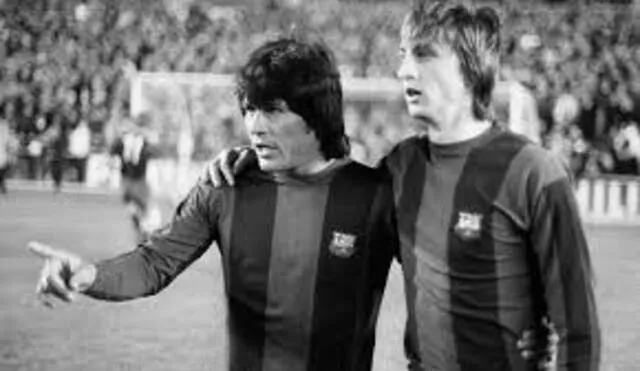 Hugo Sotil y Johan Cruyff.