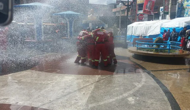 Dieciocho nuevos bomberos voluntarios en La Oroya