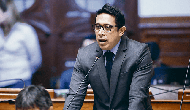 Miguel Castro se allana ante Comisión de  Ética por presunta falta en semana de representación | Congreso