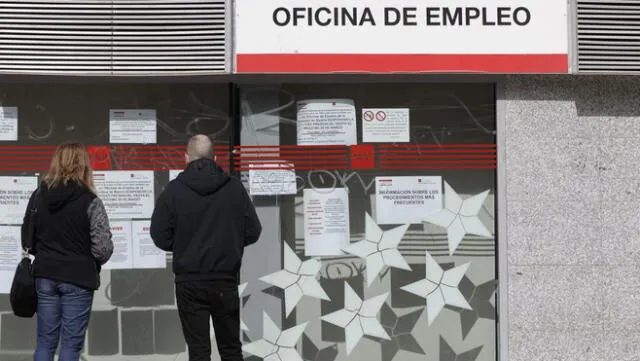 Autoridades del gobierno de España han mencionado que las empresas deben someterse al ERTE y no despedir a sus empleados poniendo como justificación el coronavirus. Foto: La Vanguardia.