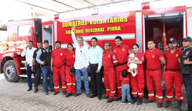 Piura: bomberos de Bellavista con nueva cisterna contra incendios