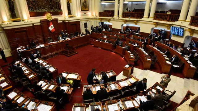 Congreso: Pleno realiza la última sesión de la primera legislatura del periodo 2017-2018