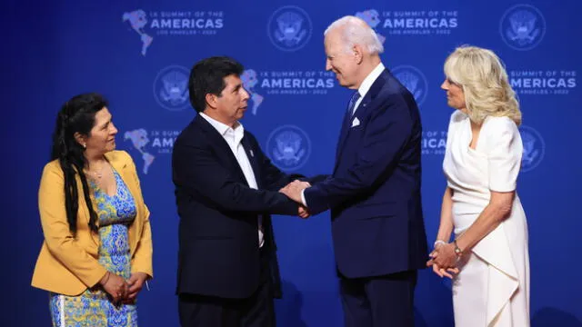 Pedro Castillo y Lilia Paredes fueron recibidos por Joe Biden y Jill Biden previo a la inauguración de la IX Cumbre de las Américas. Foto: presidencia