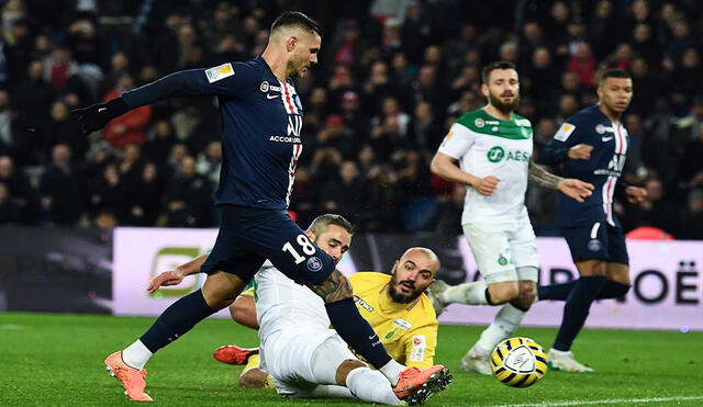 PSG goléo 6-1 al Saint-Étienne y clasificó a semifinales de la Copa de la Liga francesa. Foto: AFP.