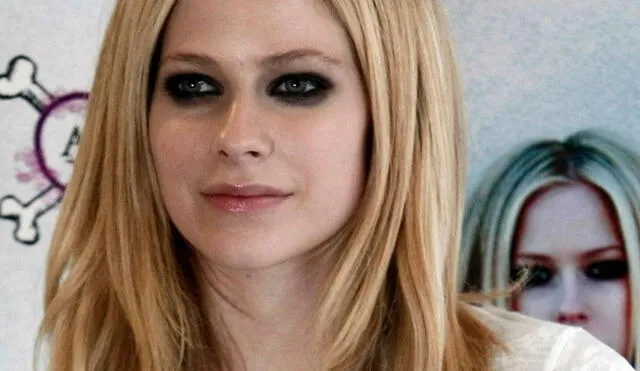 Avril Lavigne regresa a los escenarios tras superar terrible enfermedad