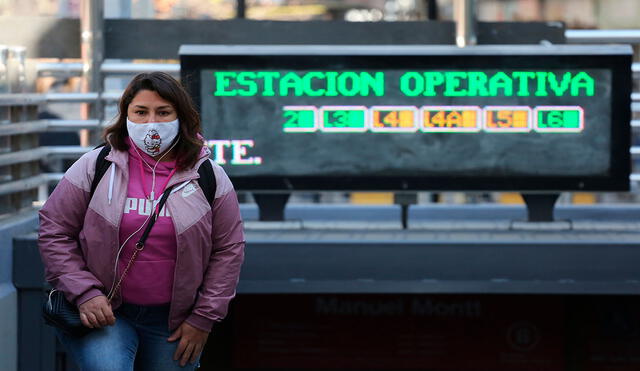 Chile roza los 16.500 muertos desde marzo y suma 1.958 casos de COVID-19. Foto: EFE