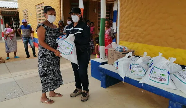 Familias del norte en situación vulnerable reciben alimentos durante el estado de emergencia. Foto: Difusión