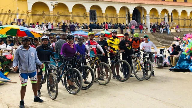 Ciclistas peregrinan para ver al Señor Cautivo de Ayabaca