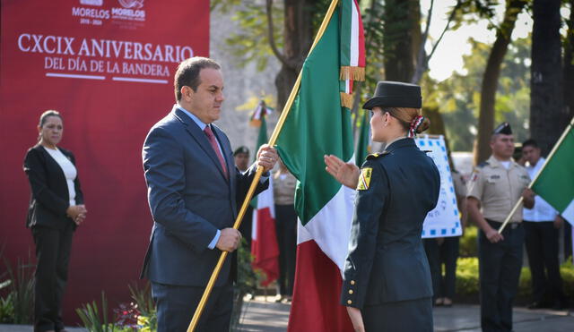 Durante la ceremonia por el Día de la Bandera en México, Cuauhtémoc Blanco  se pronunció sobre el paro nacional de mujeres. (Foto: Facebook)