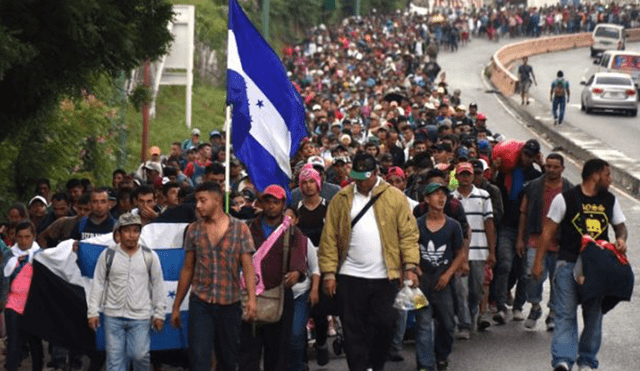 México abre puente fronterizo a caravana de migrantes