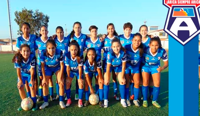 Equipo femenil del club 'San Marcos de Arica'