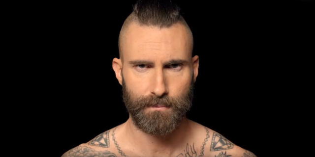 Adam Levine de 40 años es el líder de la banda Maroon 5. (Foto: Europa FM)